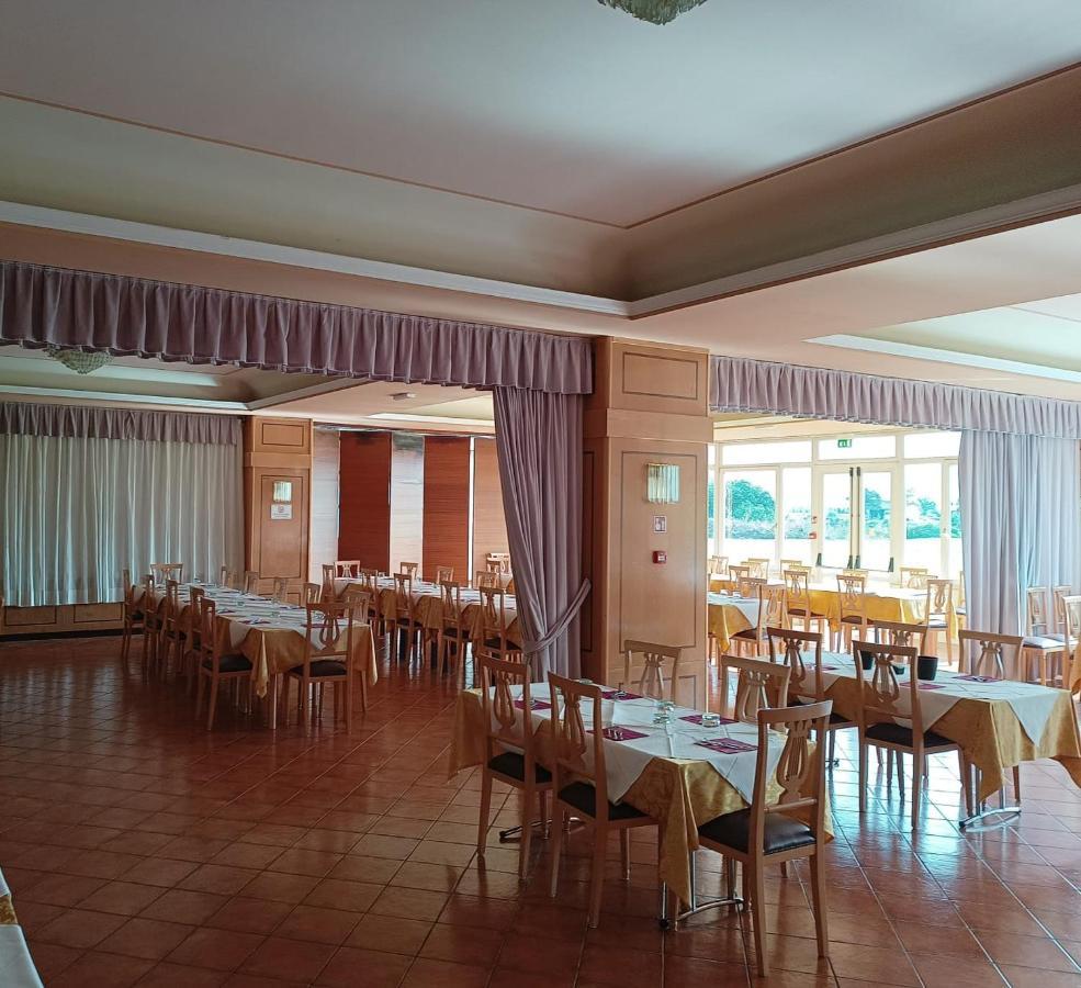 Hotel Villa Strassoldo "Ex Attianese Hotel Restaurant" Cervignano del Friuli Buitenkant foto